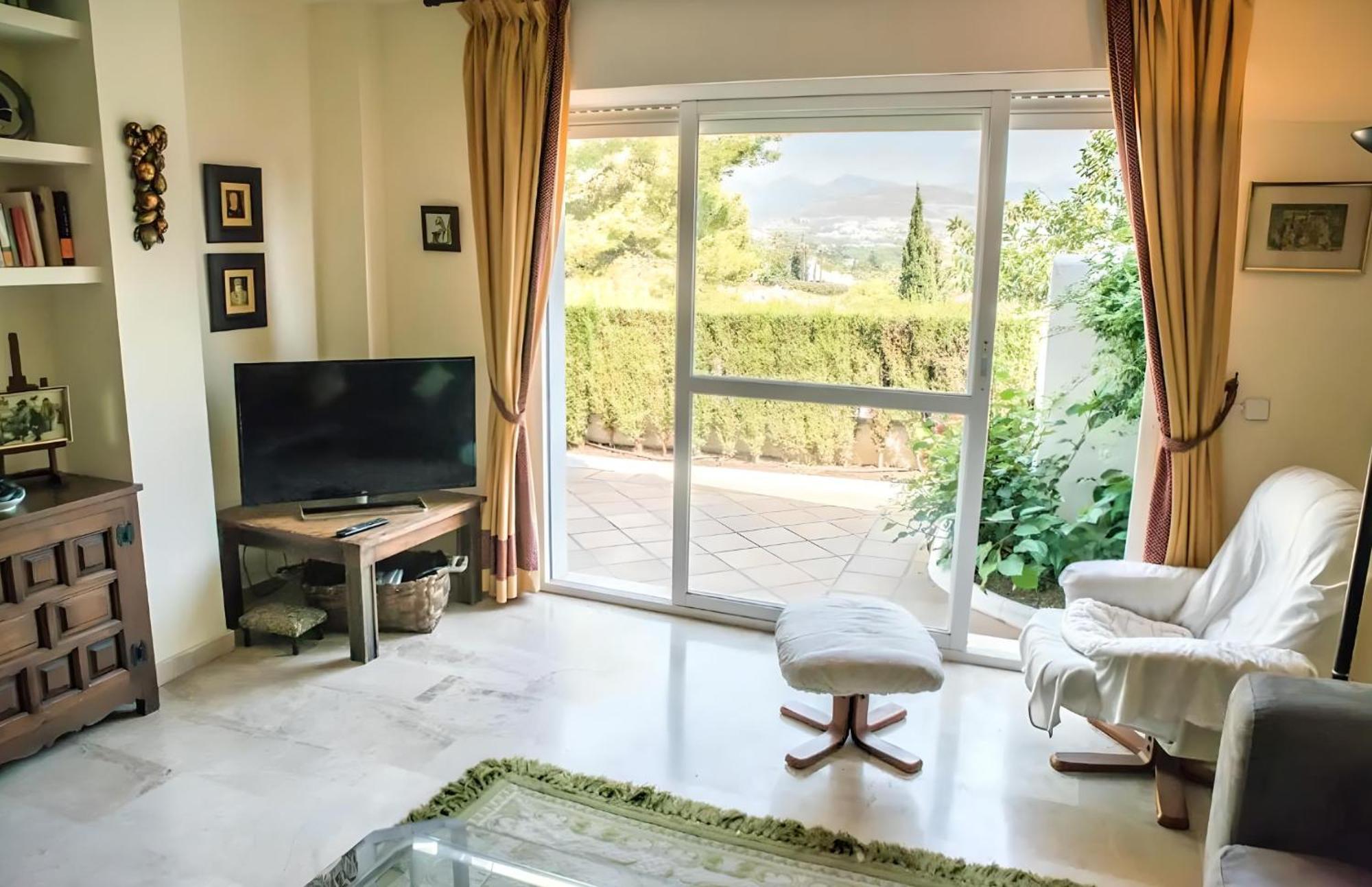 Gorgeous 2Br Apt. W/ Mountain View Puerto Banus Marbella Exterior photo
