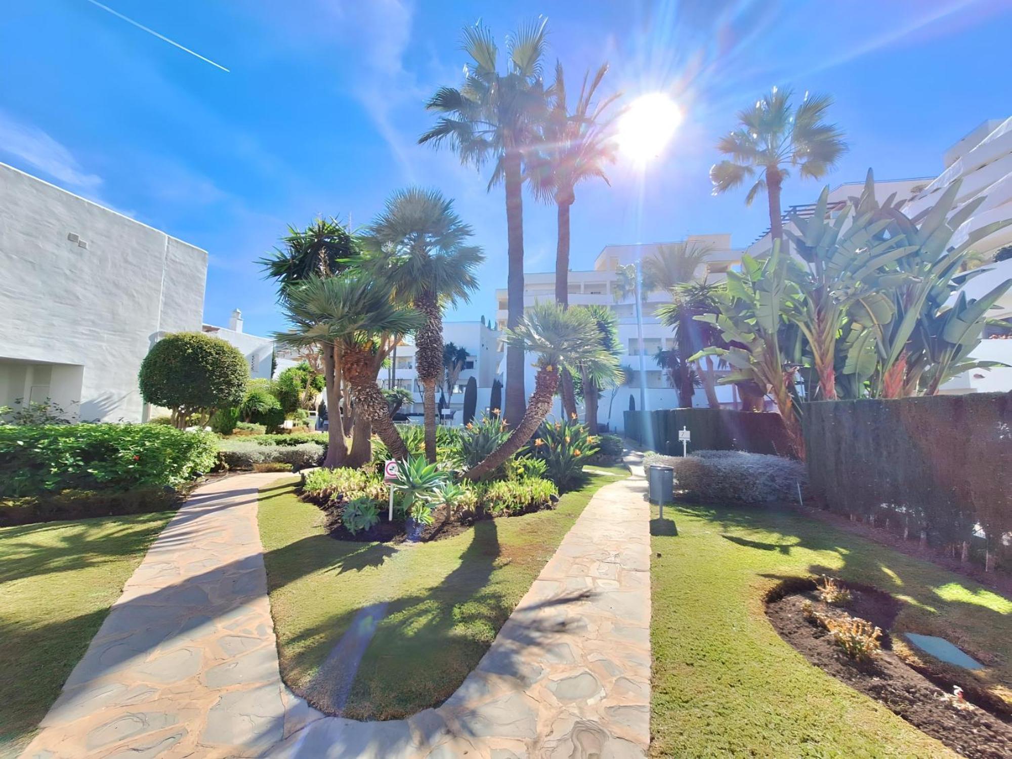 Gorgeous 2Br Apt. W/ Mountain View Puerto Banus Marbella Exterior photo