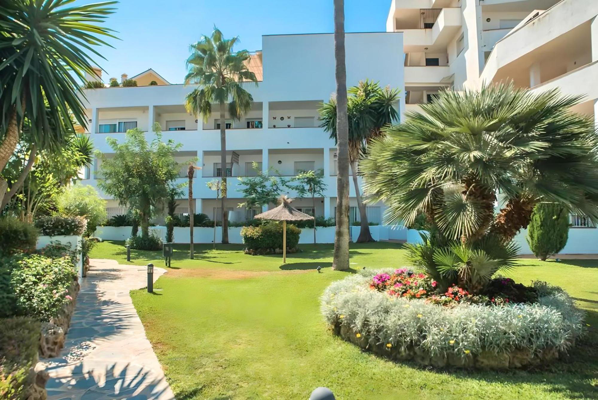 Gorgeous 2Br Apt. W/ Mountain View Puerto Banus Marbella Exterior photo